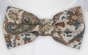 MAESTOSAMENTE WHITE nœud papillon pré-noué